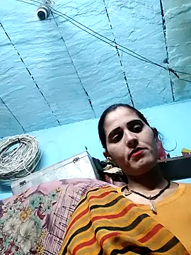 Bhavna8080 online show from June 11, 3:43 pm