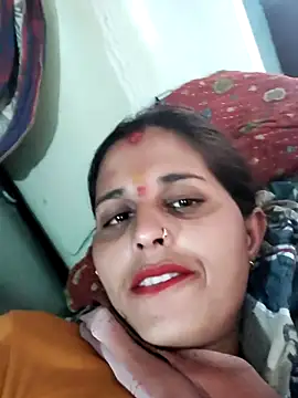 Bhavna8080 online show from June 17, 5:21 am