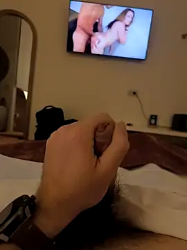 Aslaan34 online show from April 3, 6:22 am