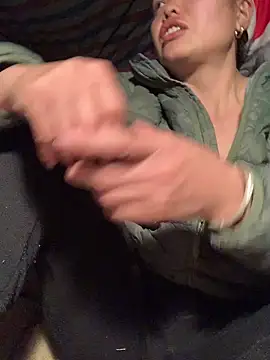 hinicky-0 online show from February 8, 1:47 pm