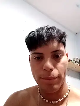 BrandonMendez6 online show from April 21, 6:55 pm