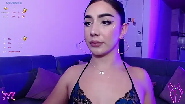 Snapshot of SweetLiamn chatting on March 15, 1:22 am SweetLiamn online show from March 15, 1:22 am