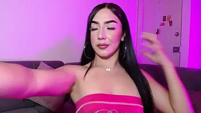 Snapshot of SweetLiamn chatting on March 19, 11:31 pm SweetLiamn online show from March 19, 11:31 pm