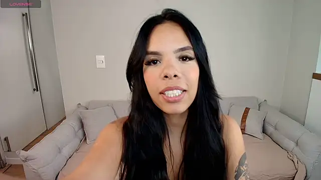 Bruna Ferrazz online show from February 5, 12:10 pm