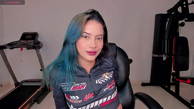 Snapshot of KayraLanne chatting on March 7, 3:47 am KayraLanne online show from March 7, 3:47 am