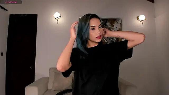 Snapshot of KayraLanne chatting on March 15, 3:56 am KayraLanne online show from March 15, 3:56 am