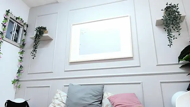 CristalBm  online show from February 3, 6:40 am