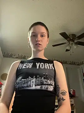 SugarNCinnamon online show from February 26, 1:37 am