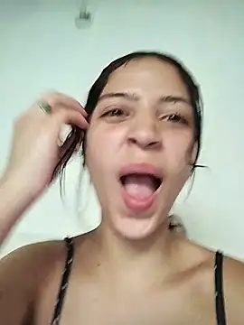 Snapshot of Aitana_2-0 chatting on February 18, 7:43 pm Aitana 2-0 online show from February 18, 7:43 pm