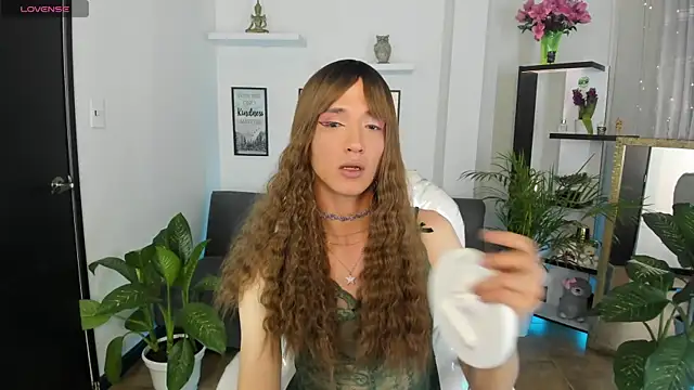 Snapshot of Kendry_fox420_ chatting on July 14, 7:41 pm Kendry fox420 online show from July 14, 7:41 pm
