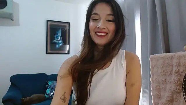 Almaglow  online show from June 6, 3:39 pm