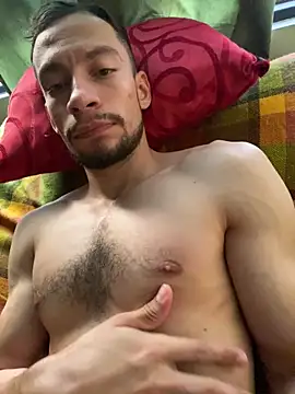 Snapshot of TyagoRoberts_ chatting on February 6, 9:51 pm TyagoRoberts online show from February 6, 9:51 pm