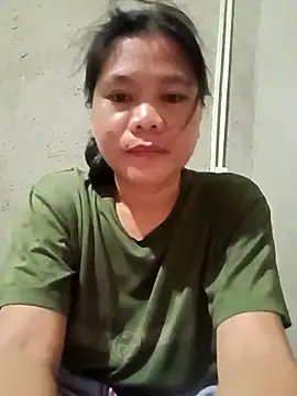 Snapshot of Hannah_4u chatting on February 19, 8:27 pm Hannah 4u online show from February 19, 8:27 pm