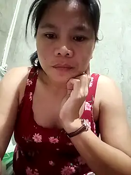 Snapshot of Hannah_4u chatting on February 27, 4:18 pm Hannah 4u online show from February 27, 4:18 pm