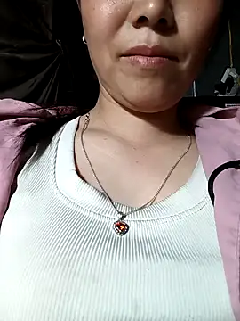 Snapshot of vesla-2k chatting on March 6, 2:02 pm vesla-2k online show from March 6, 2:02 pm