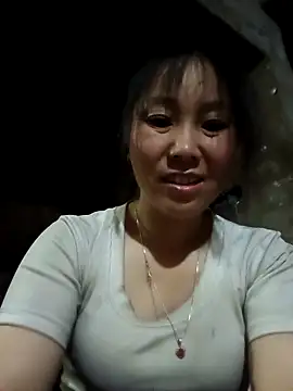 Snapshot of vesla-2k chatting on March 18, 10:35 pm vesla-2k online show from March 18, 10:35 pm