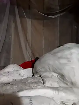 Snapshot of vesla-2k chatting on March 22, 10:40 am vesla-2k online show from March 22, 10:40 am