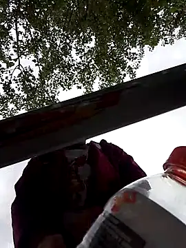 Snapshot of Poseidone76 chatting on April 12, 9:14 am Poseidone76 online show from April 12, 9:14 am