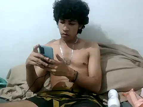 SirMocha22 online show from August 1, 7:07 am