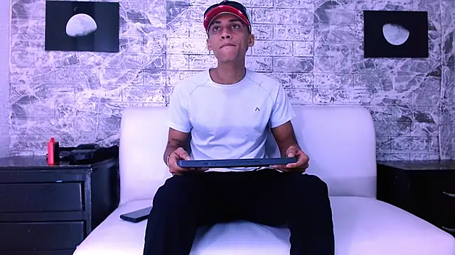 Snapshot of Harin_Prize chatting on March 13, 10:55 am Harin Prize online show from March 13, 10:55 am