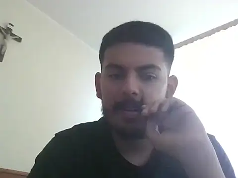 Snapshot of Mateotubbe chatting on January 9, 4:21 pm Mateotubbe online show from January 9, 4:21 pm