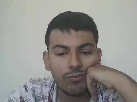 Snapshot of Mateotubbe chatting on March 7, 2:47 pm Mateotubbe online show from March 7, 2:47 pm