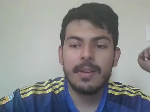 Snapshot of Mateotubbe chatting on April 17, 10:13 pm Mateotubbe online show from April 17, 10:13 pm