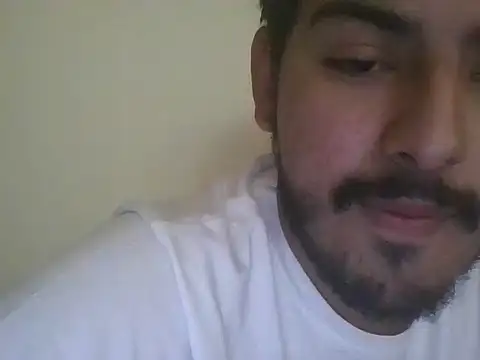 Snapshot of Mateotubbe chatting on May 15, 10:17 pm Mateotubbe online show from May 15, 10:17 pm