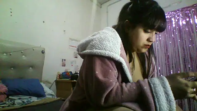 Snapshot of dulce_marrr chatting on June 19, 9:51 pm dulce marrr online show from June 19, 9:51 pm