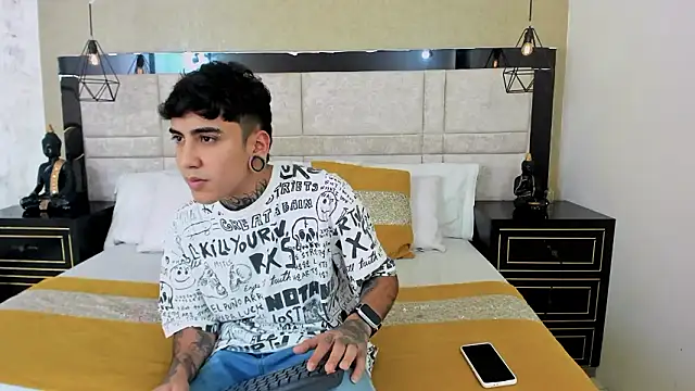 MarkOlsenn online show from February 2, 8:18 pm