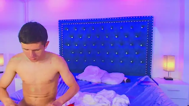 Vero and stive online show from March 4, 7:03 am