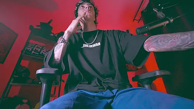 Olliver   y online show from July 12, 1:29 am