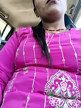 catstar143 online show from April 12, 7:02 am