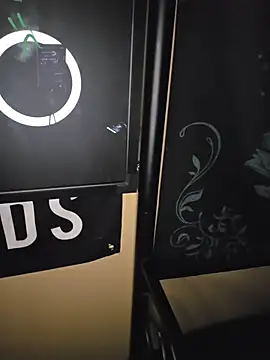 LunaLuxxx666 online show from January 7, 6:27 am