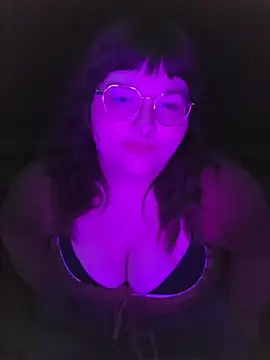 LunaLuxxx666 online show from March 11, 5:46 am