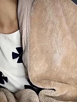 yumyum112 online show from January 13, 12:32 pm