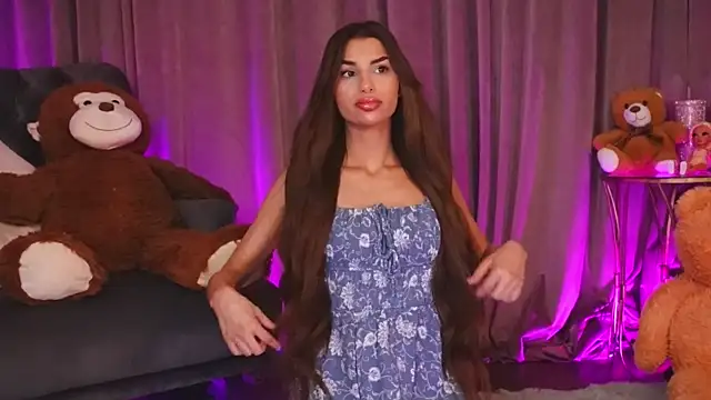 ZariaaVera online show from May 20, 7:42 pm