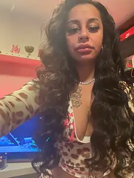 sweetxlayla online show from March 6, 2:02 pm