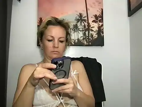 SattivvaXXX online show from April 24, 9:56 am