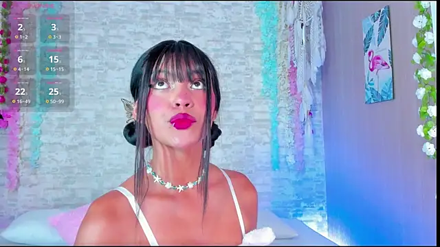 ayla lux online show from May 4, 9:55 pm