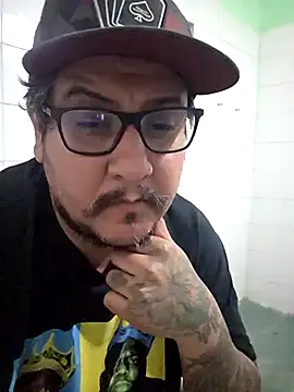 Snapshot of Riko_420 chatting on March 29, 9:31 am Riko 420 online show from March 29, 9:31 am