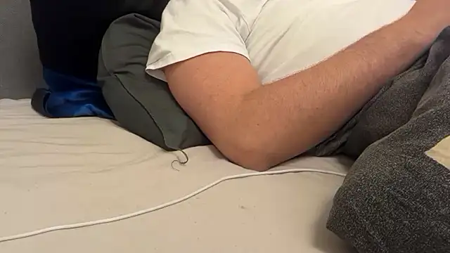 Snapshot of Marioteflon chatting on January 17, 8:23 pm Marioteflon online show from January 17, 8:23 pm