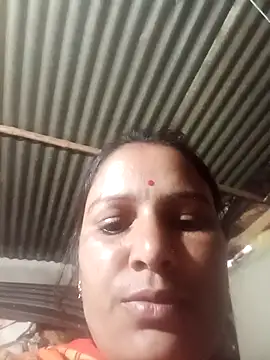 Hot hiuj online show from February 19, 2:57 pm