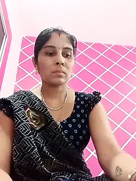 Snapshot of Hot_ree85 chatting on March 7, 7:27 am Hot ree85 online show from March 7, 7:27 am