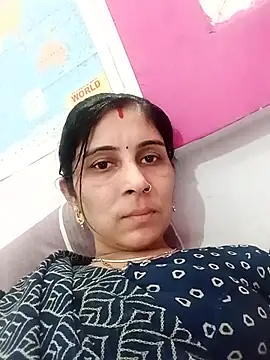 Snapshot of Hot_ree85 chatting on March 26, 6:52 am Hot ree85 online show from March 26, 6:52 am