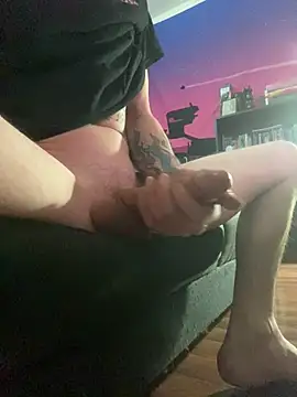 Beastbab3 online show from February 4, 11:31 pm