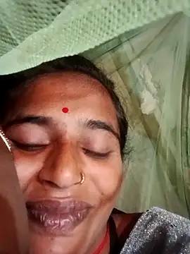 Snapshot of Jan_692 chatting on March 11, 9:43 pm Jan 692 online show from March 11, 9:43 pm