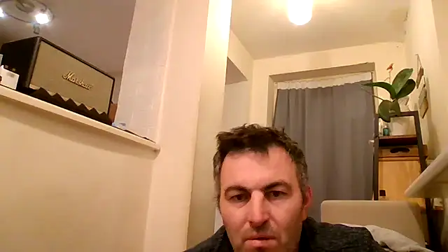 Snapshot of Hakfin666 chatting on April 25, 3:42 am Hakfin666 online show from April 25, 3:42 am