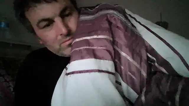 Snapshot of Hakfin666 chatting on May 11, 4:07 am Hakfin666 online show from May 11, 4:07 am