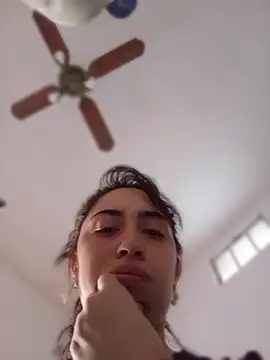 Snapshot of darkgodessone chatting on April 3, 12:36 pm darkgodessone online show from April 3, 12:36 pm